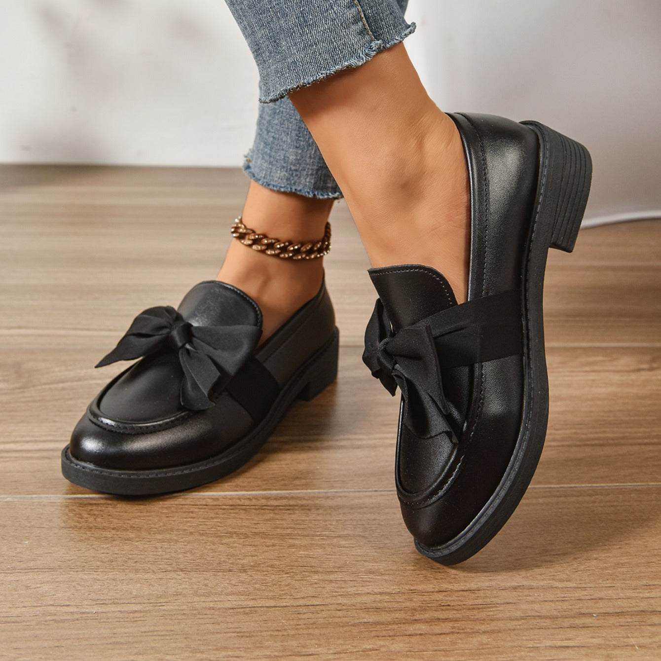 Comfortable Ayora Footwear