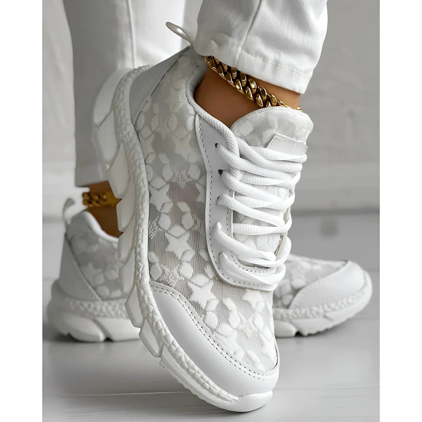 Comfy Women's Star Print Lace Up Sneakers Casual Shoes