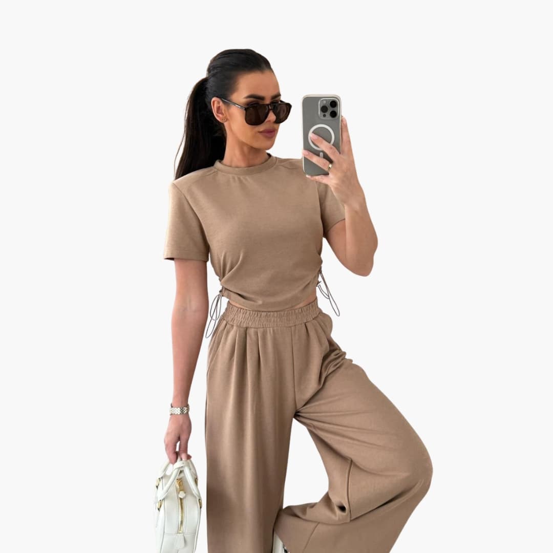 Women's 2-Piece Crop Jogger Set
