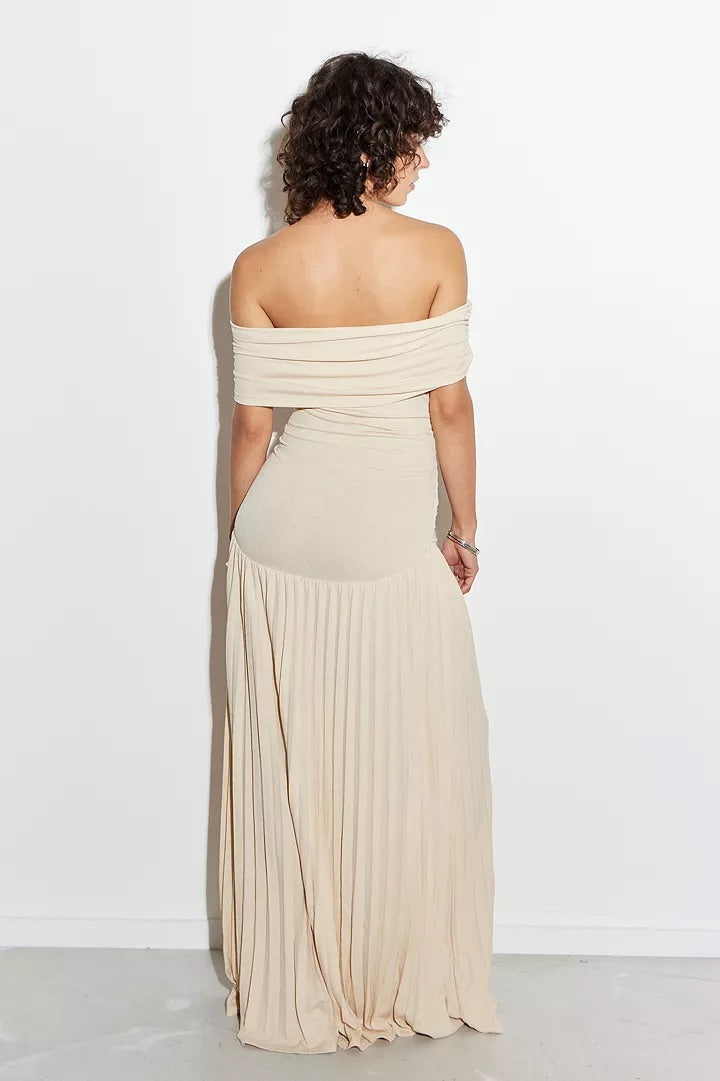 Elegant Long Sundress for Easy Summer Fashion