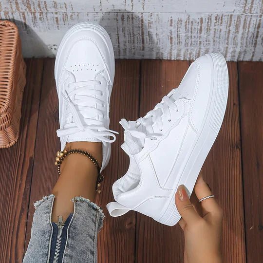 Women's White Sneakers - VibreMode