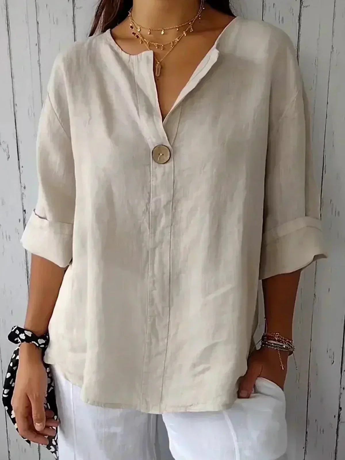 Relaxed Fit V Neck Women's Top - VibreMode