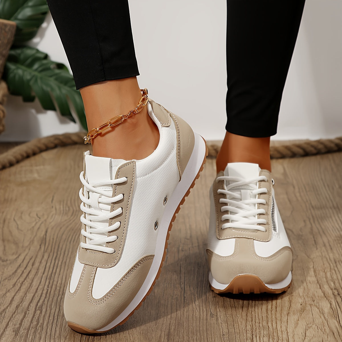 Women's Comfortable Patchwork Low Top Sneakers Casual Shoes - VibreMode