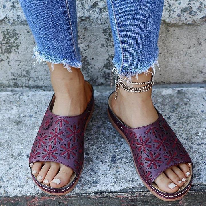 Comfortable Women's Supportive Flat Sandals for Walkers