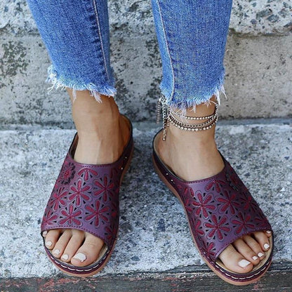 Comfortable Women's Supportive Flat Sandals for Walkers