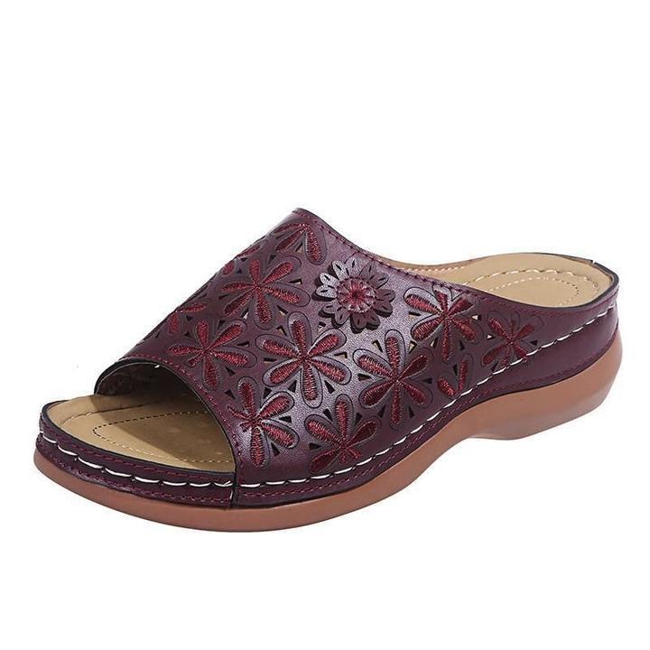 Comfortable Women's Supportive Flat Sandals for Walkers