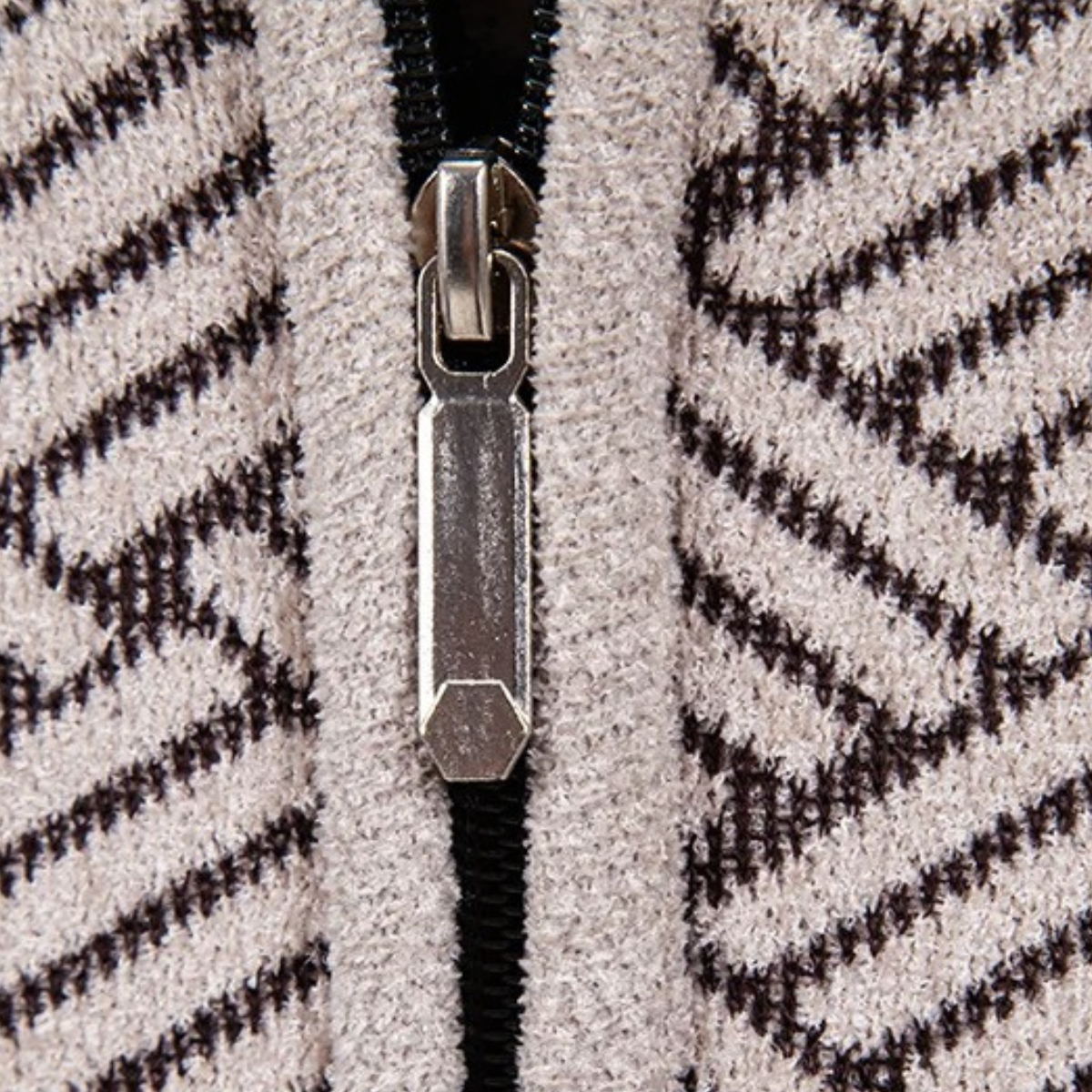 Volterra Men's Knit Jacket Diamond Pattern Stand Collar
