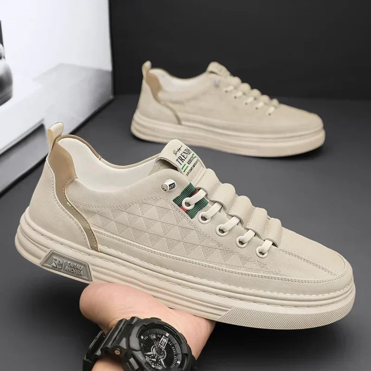 Men's Leather Sneakers Lightweight Lace Up Brown