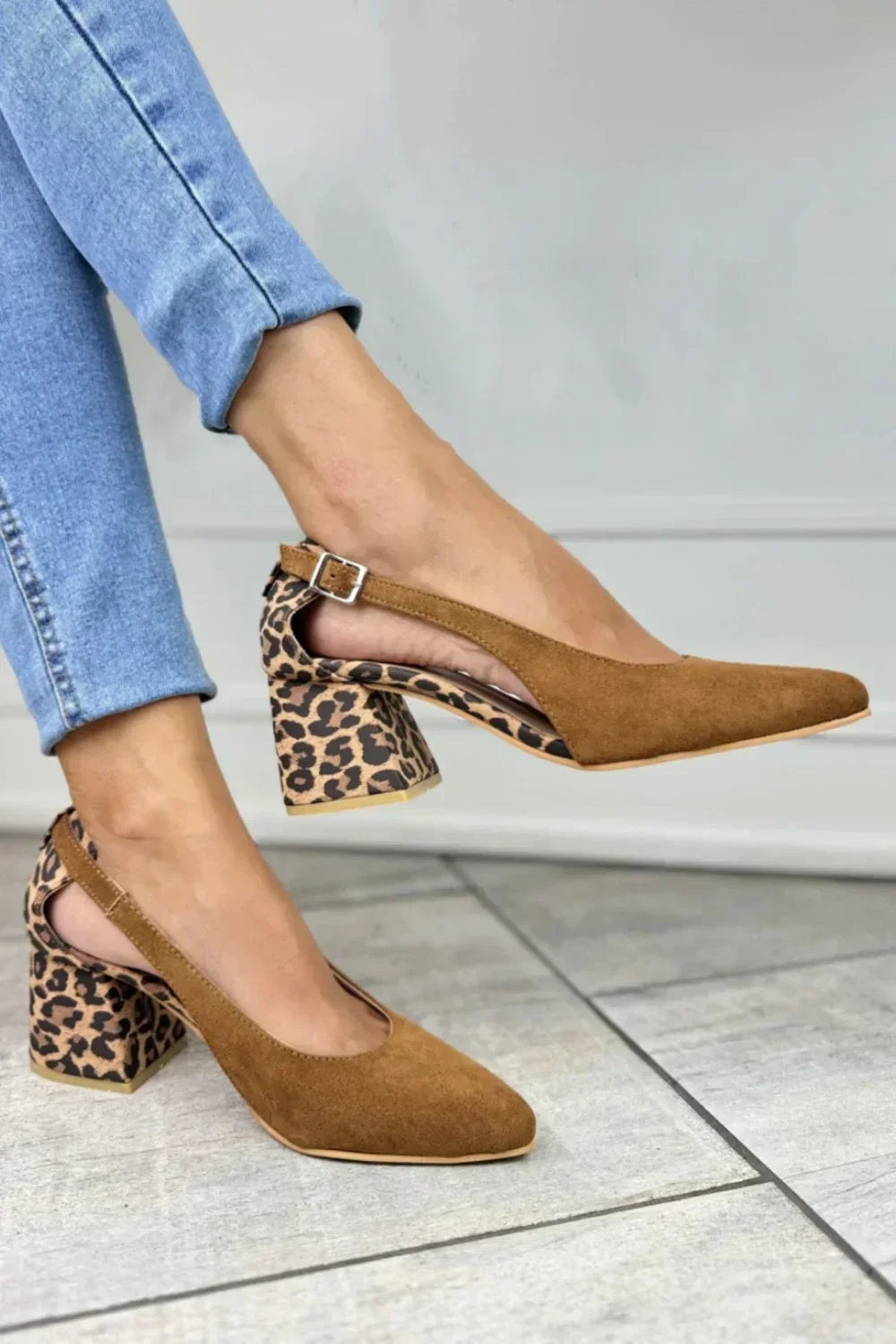 Women's Slingback Heels Leopard Print - VibreMode