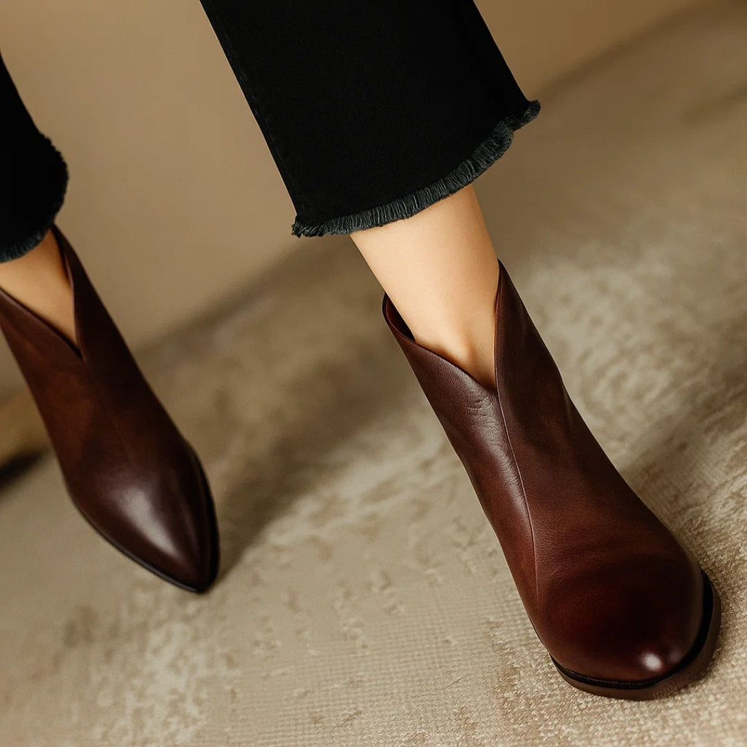 Women's Pointed Toe Boots Smooth Leather Shaft