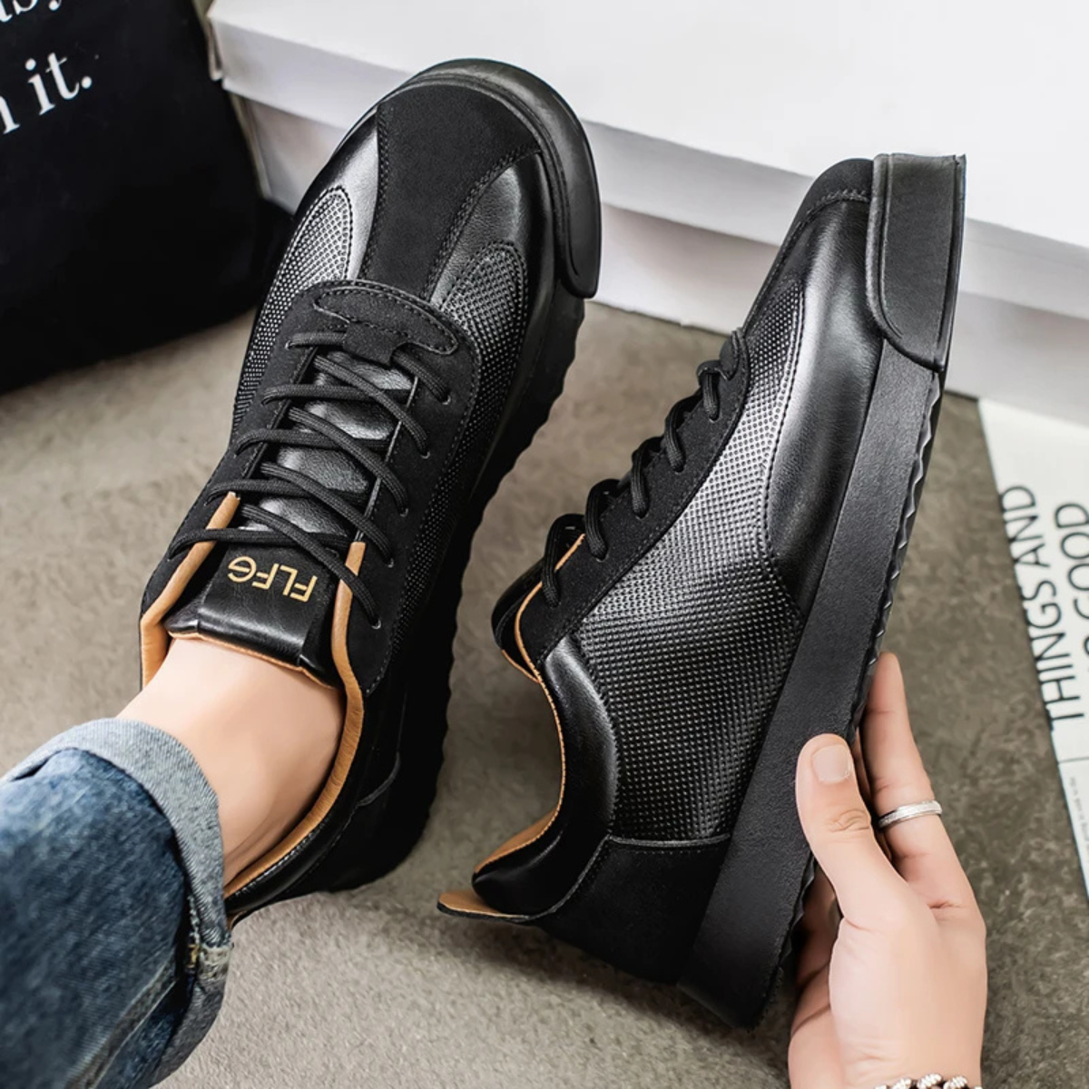 Men's Leather Casual Lace Up Shoes Brown