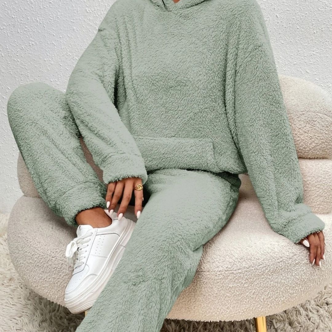 Comfy Women's 2 Piece Pajama Set