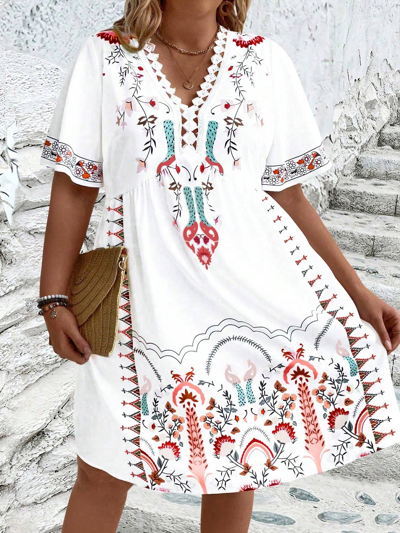 Curvy Chic Floral Maxi Dress - VibreMode