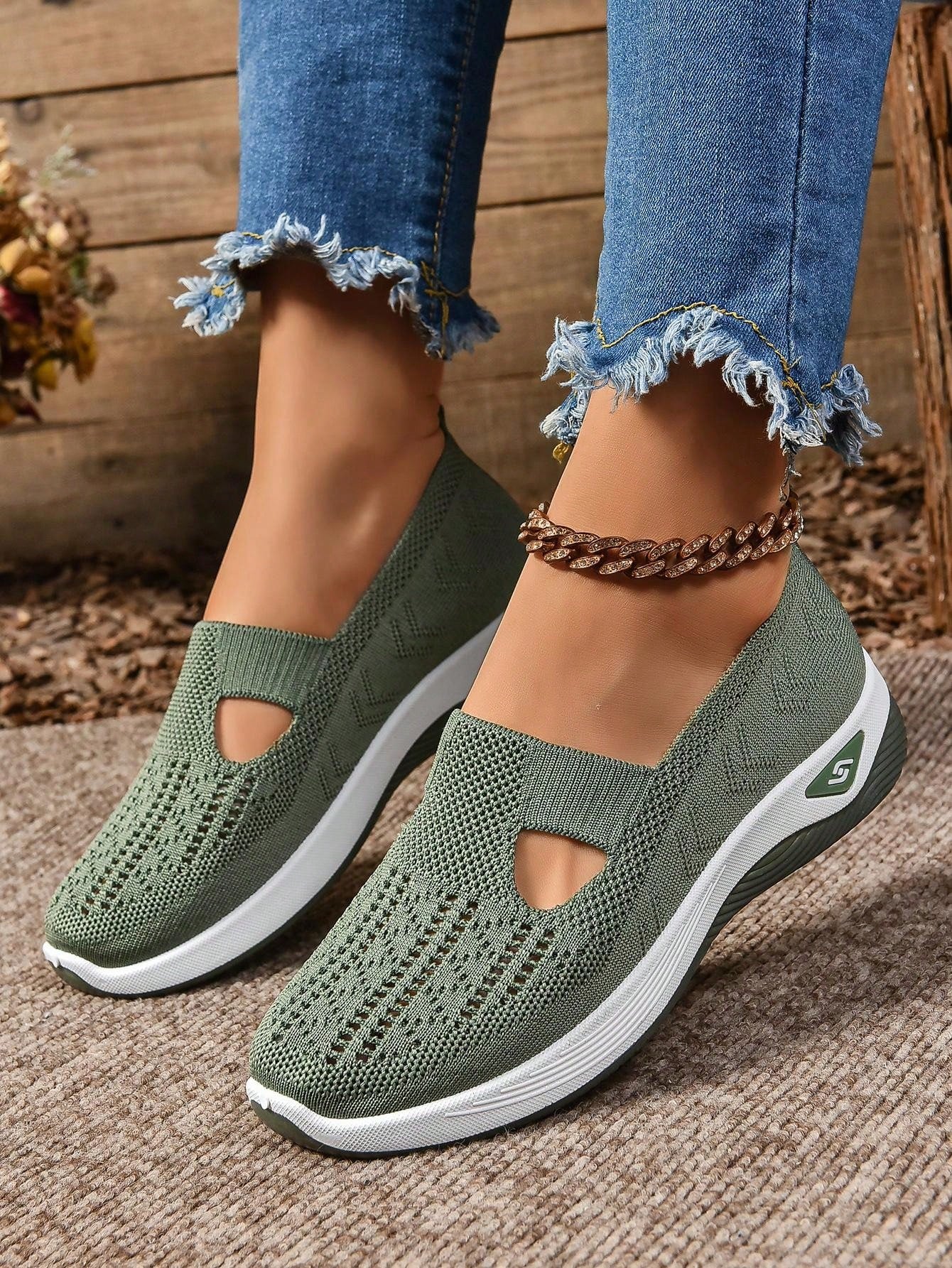 Comfortable Breathable Summer Sneakers