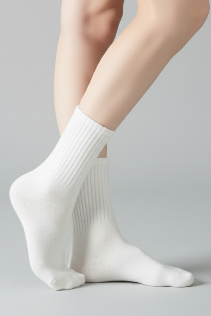 Women's Crew Socks Ribbed Ruffled Edge