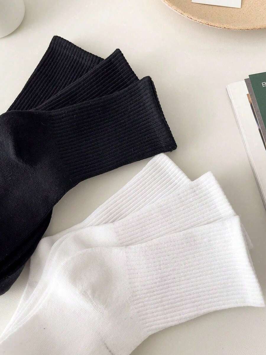 Women's Crew Socks Ribbed Ruffled Edge
