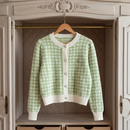 Women's Long-Sleeved Knit Cardigan - VibreMode