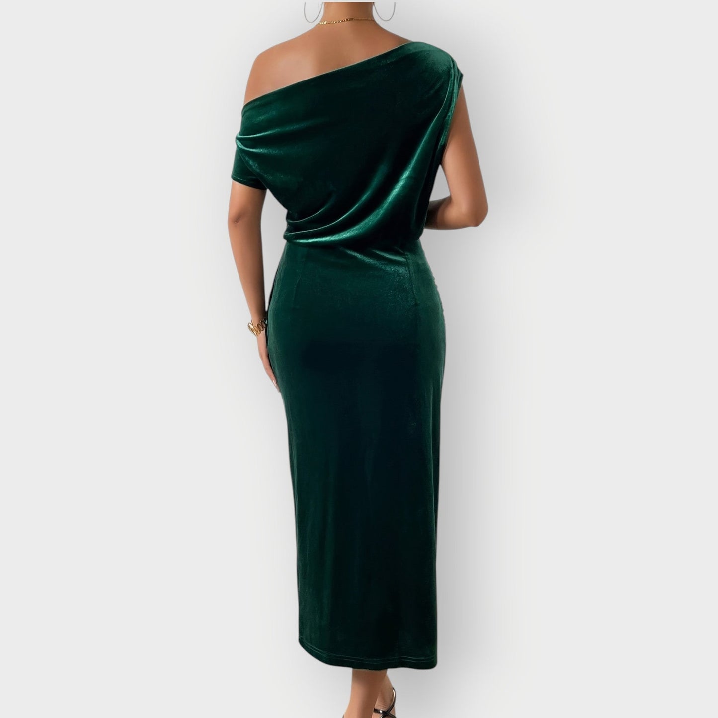 Chic Cold Shoulder Knee Length Dress