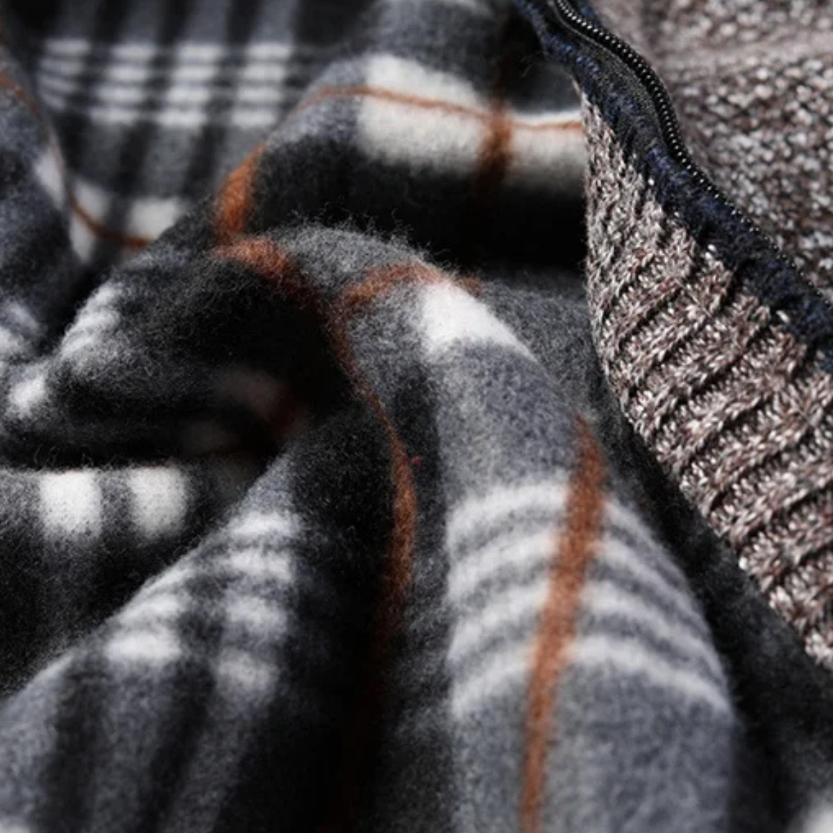 Men's Knitted Zip Up Cardigan