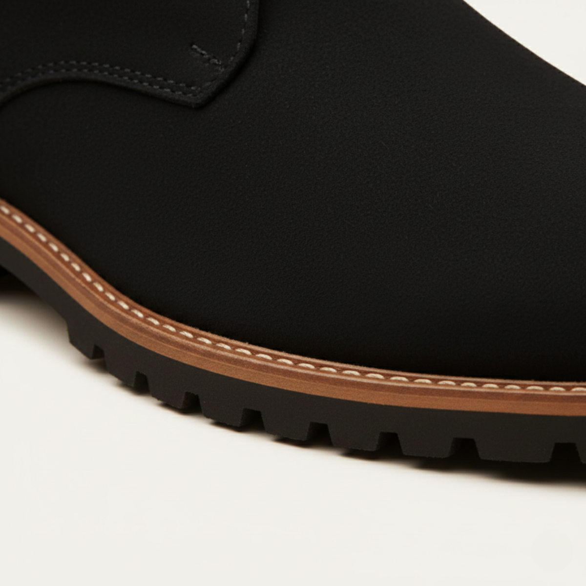 Men's Suede Chukka Boots Rubber Sole Brown