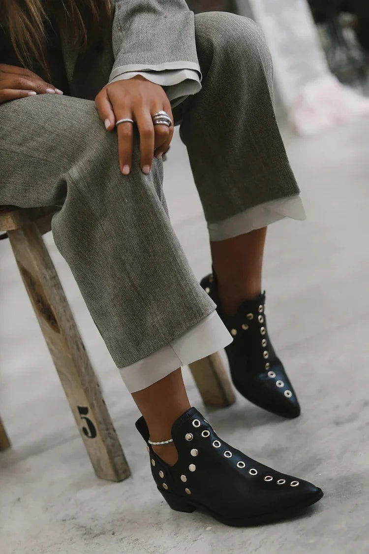 Women's Studded Pointed Boots