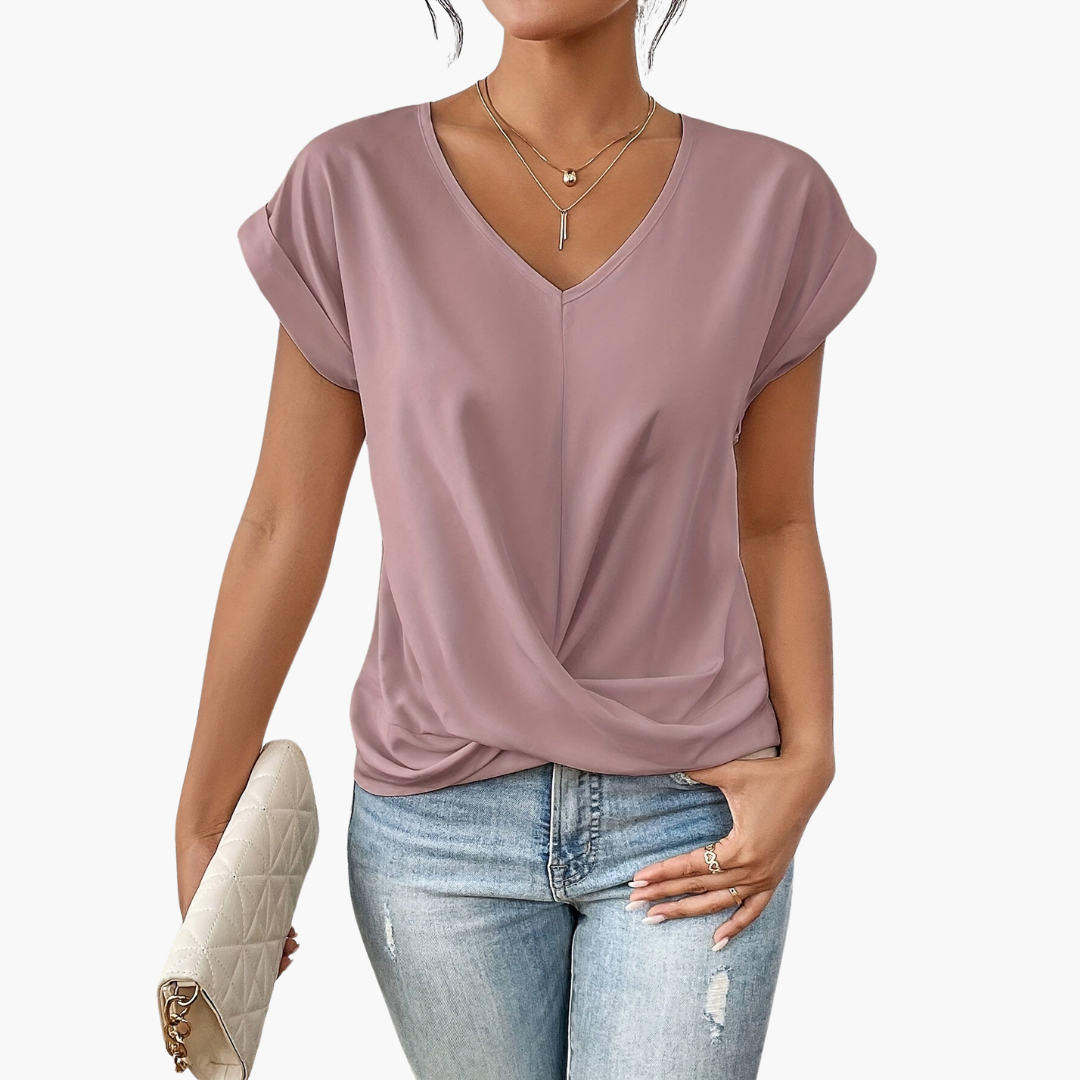 Women's Casual T-Shirt Heart Neckline - VibreMode
