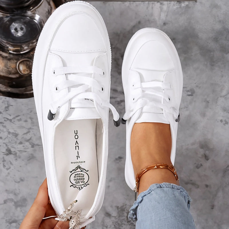 Comfy Women's Everyday Low Top Lace Sneakers - VibreMode