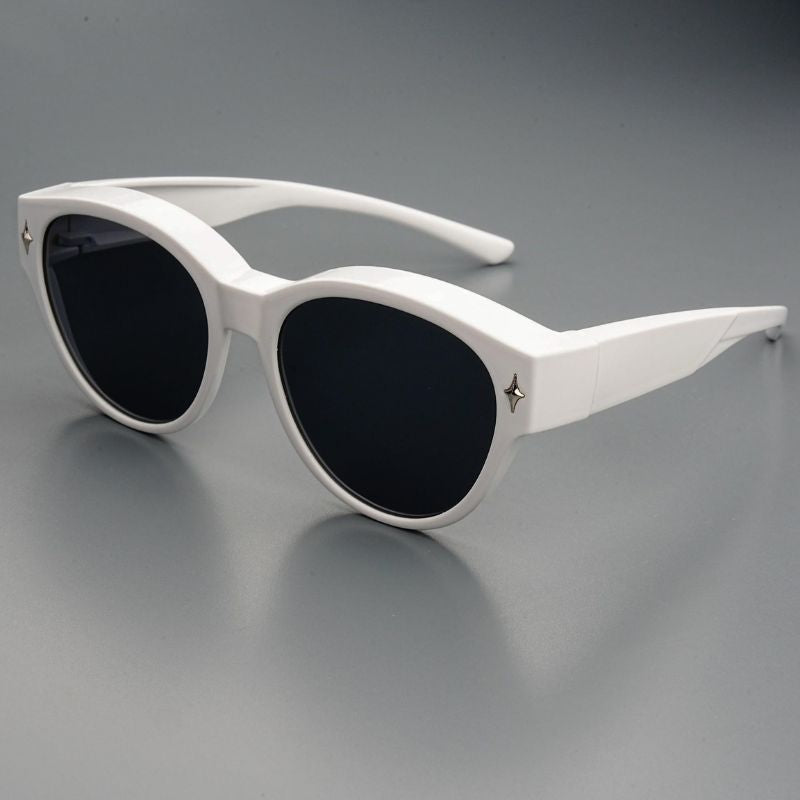 Classic Women's Oval Sunglasses