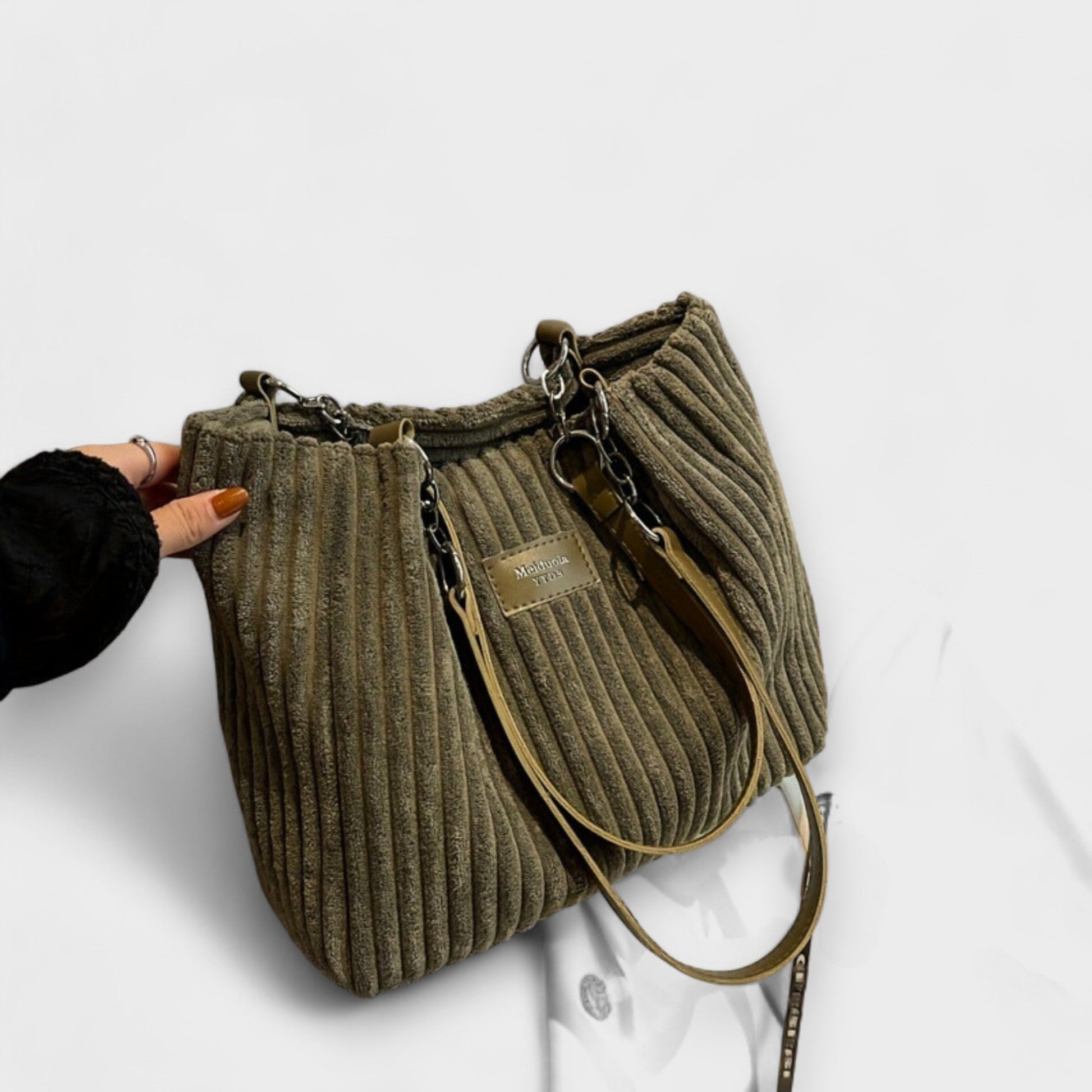Women's Trendy Shoulder Bag - VibreMode