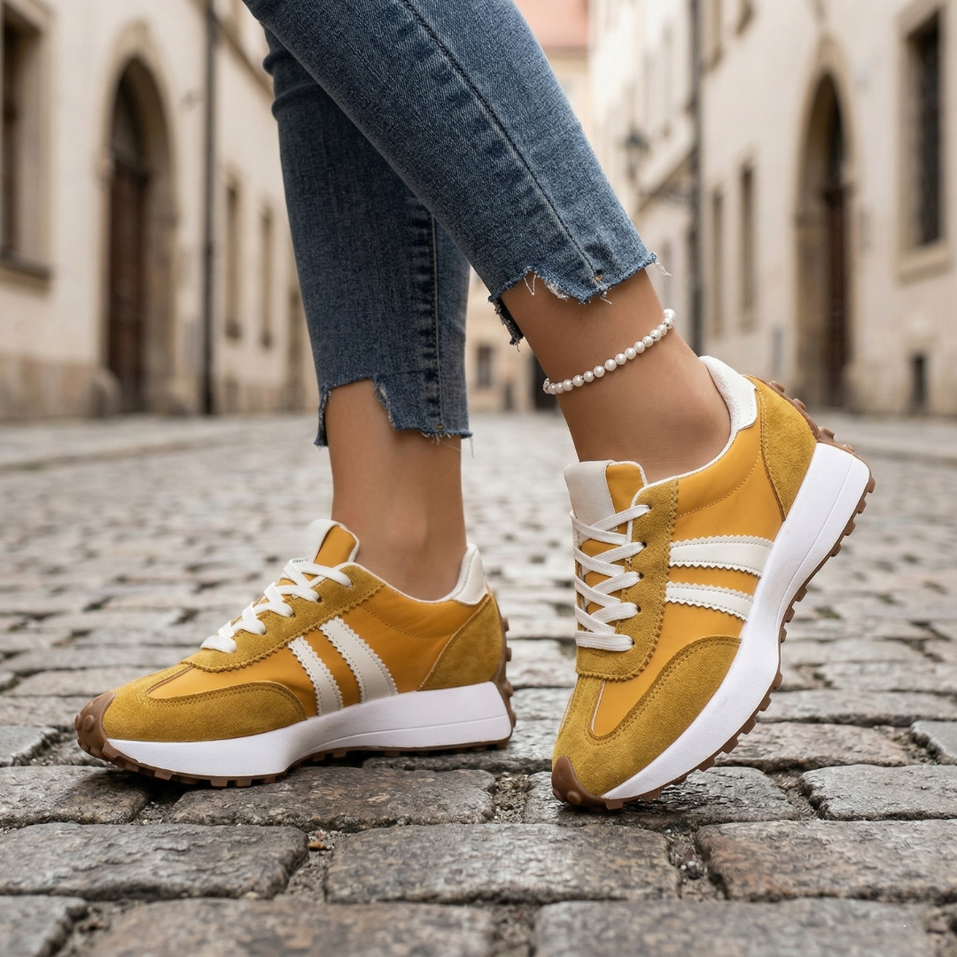 Women’s Retro Running Sneakers Lace Up Casual Sport Shoes