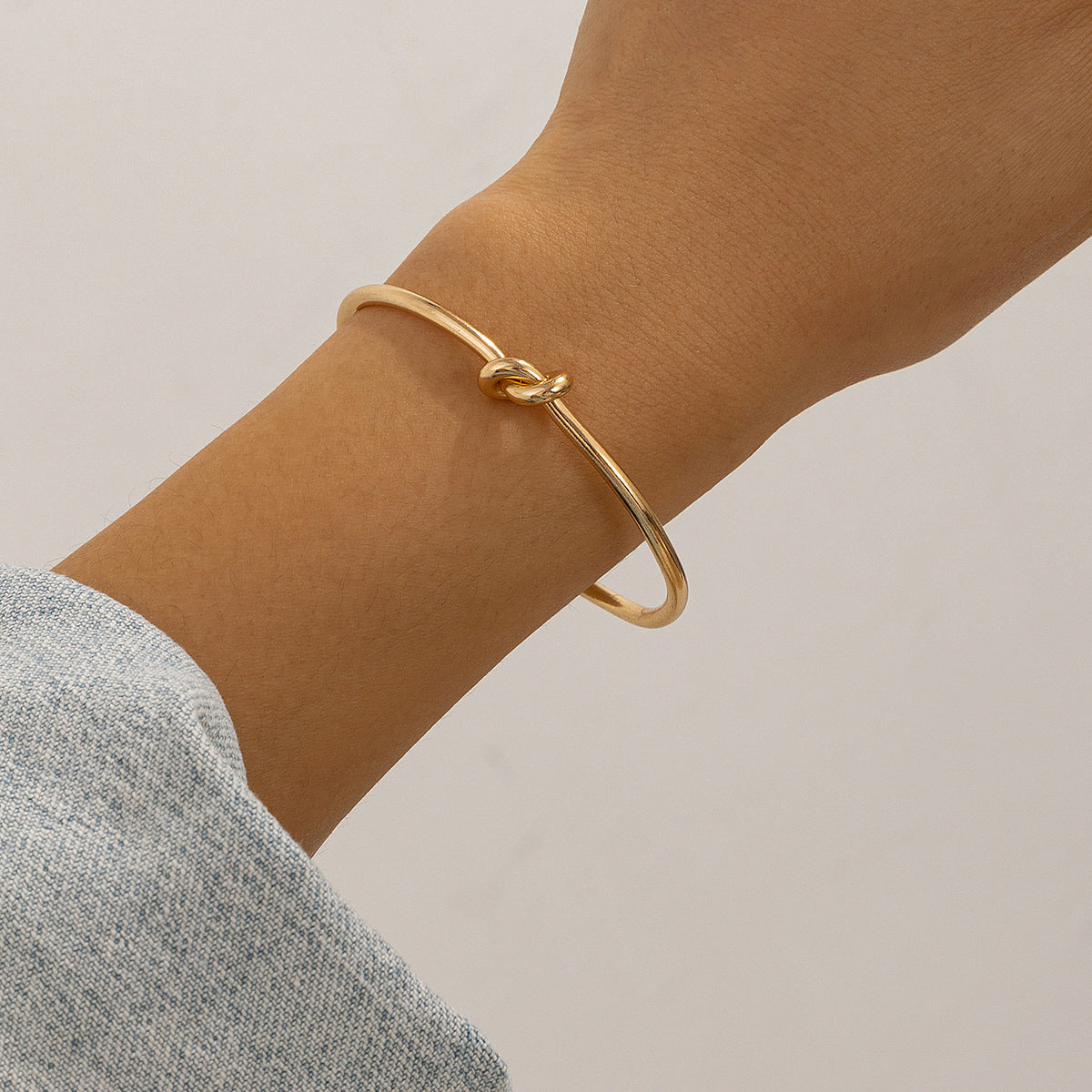 Stylish Dravi Cuff Bracelet - VibreMode