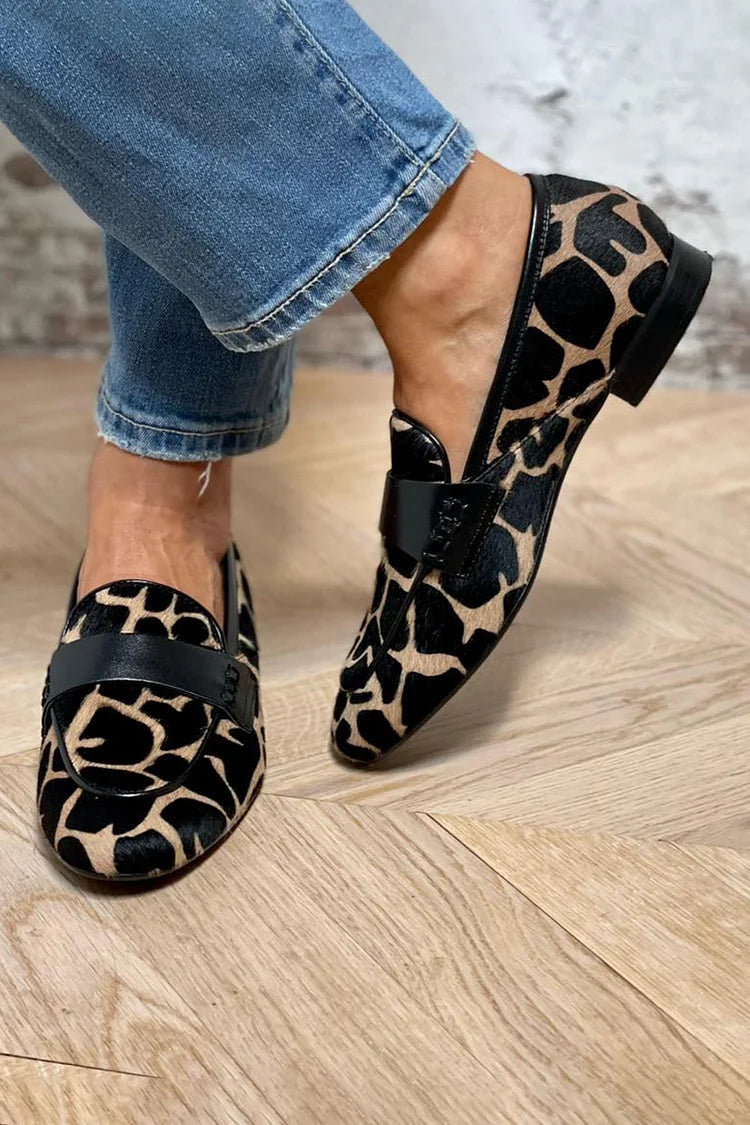 Women's Cow Print Loafers - VibreMode