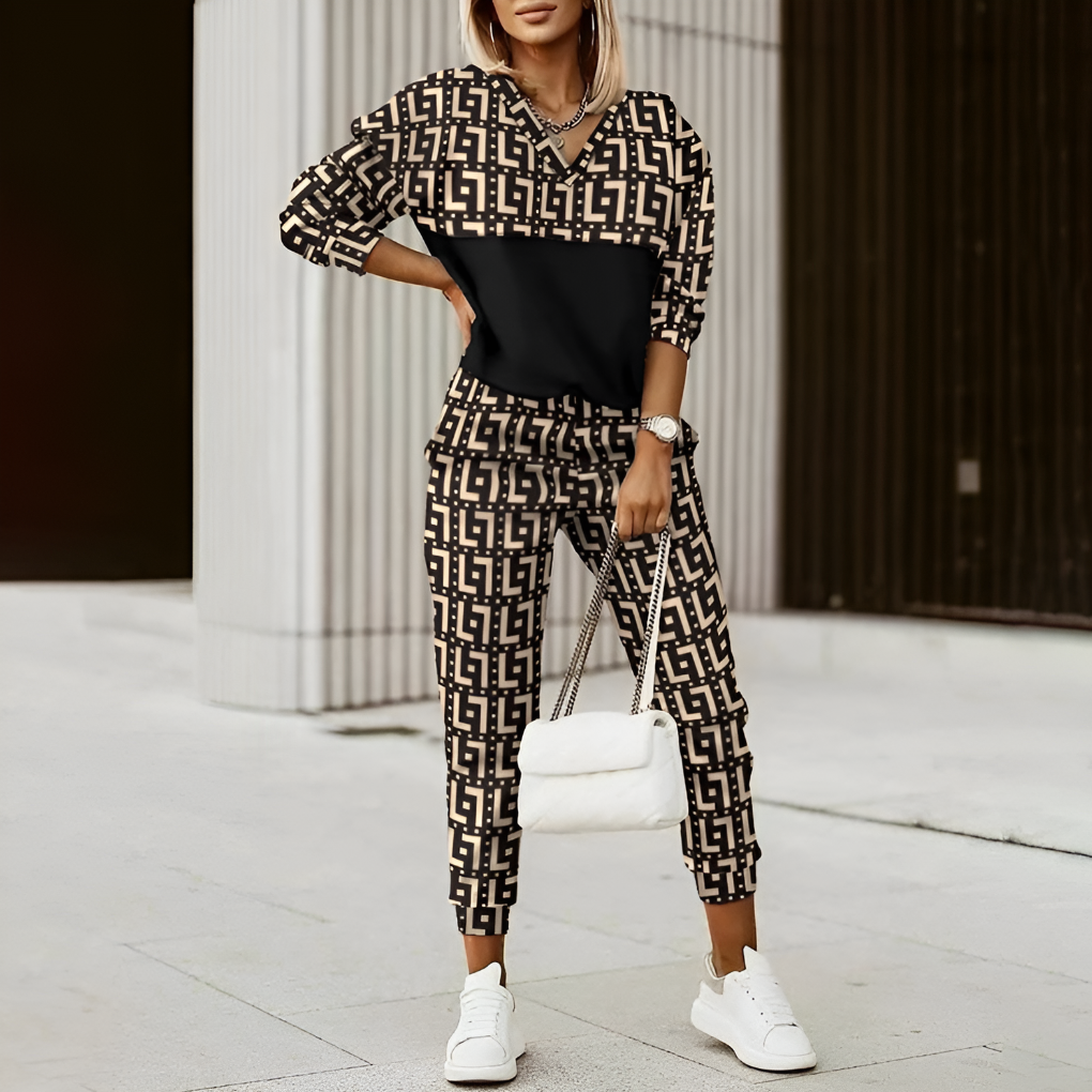 Women's Athletic Tracksuit Set - VibreMode