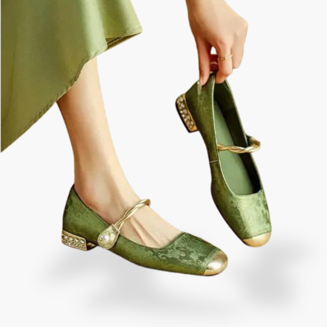 Comfortable Women's Vintage Style Flat Shoes - VibreMode