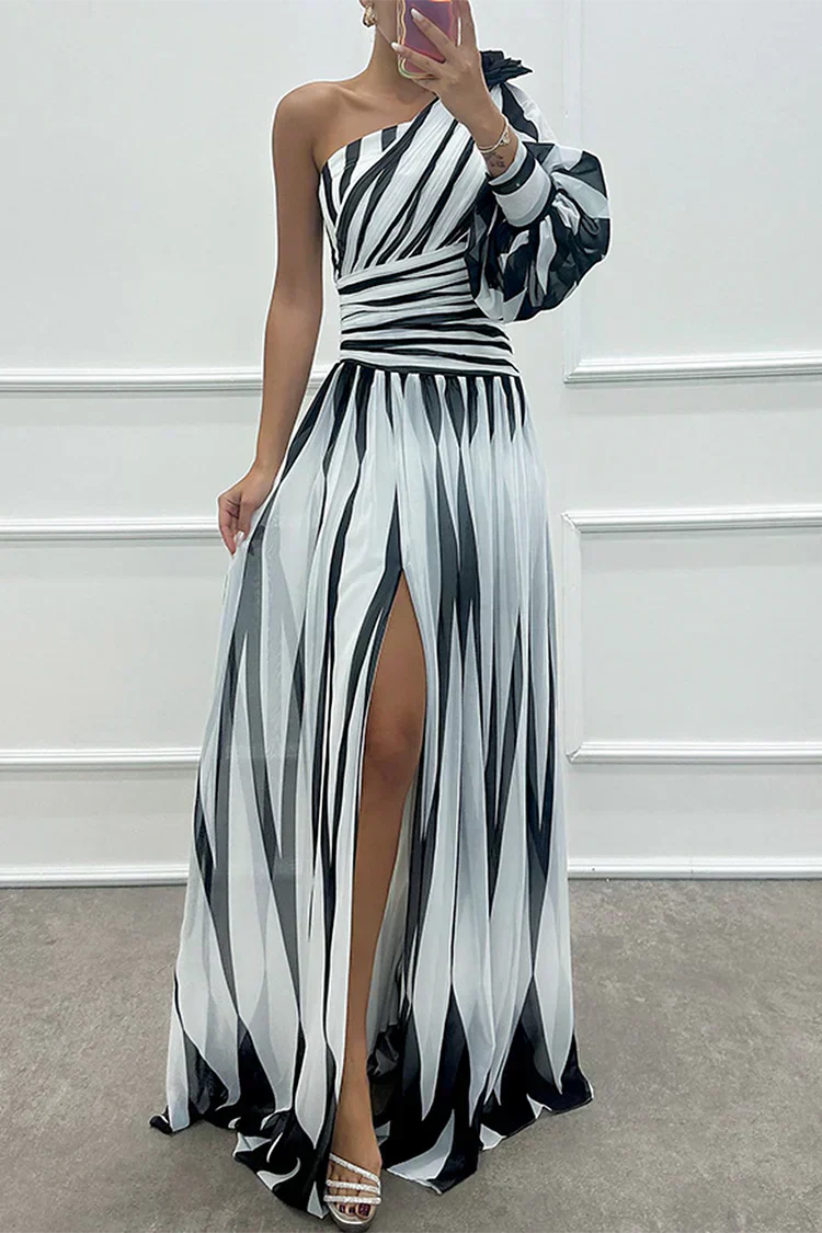 Chic Vertical Striped Off Shoulder Maxi Dress - VibreMode