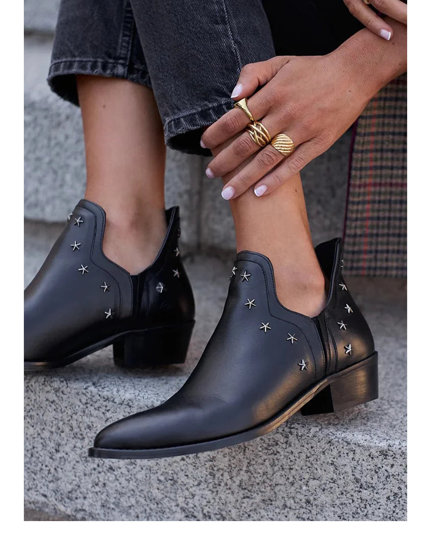 Glittery Low Heel Ankle Boots - VibreMode