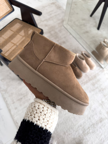 Women's Pull-On Platform Boots