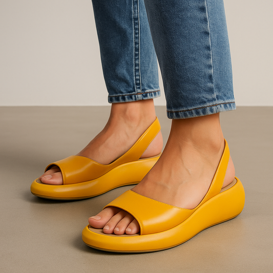 Comfortable Women's Beach Sandals - VibreMode
