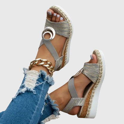 Comfortable Women's Supportive Buckle Sandals