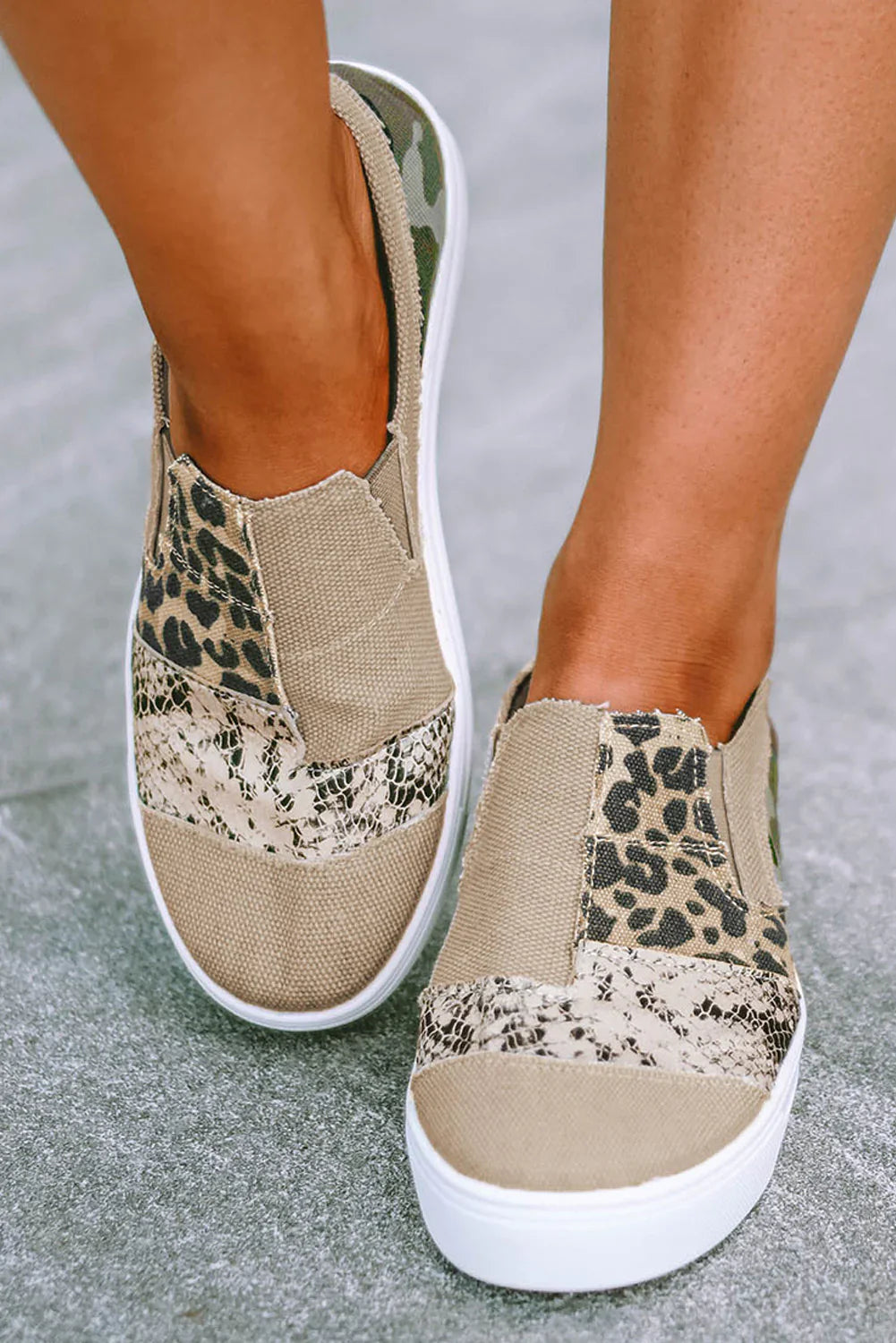 VibreMode Women's Canvas Slip On Shoes
