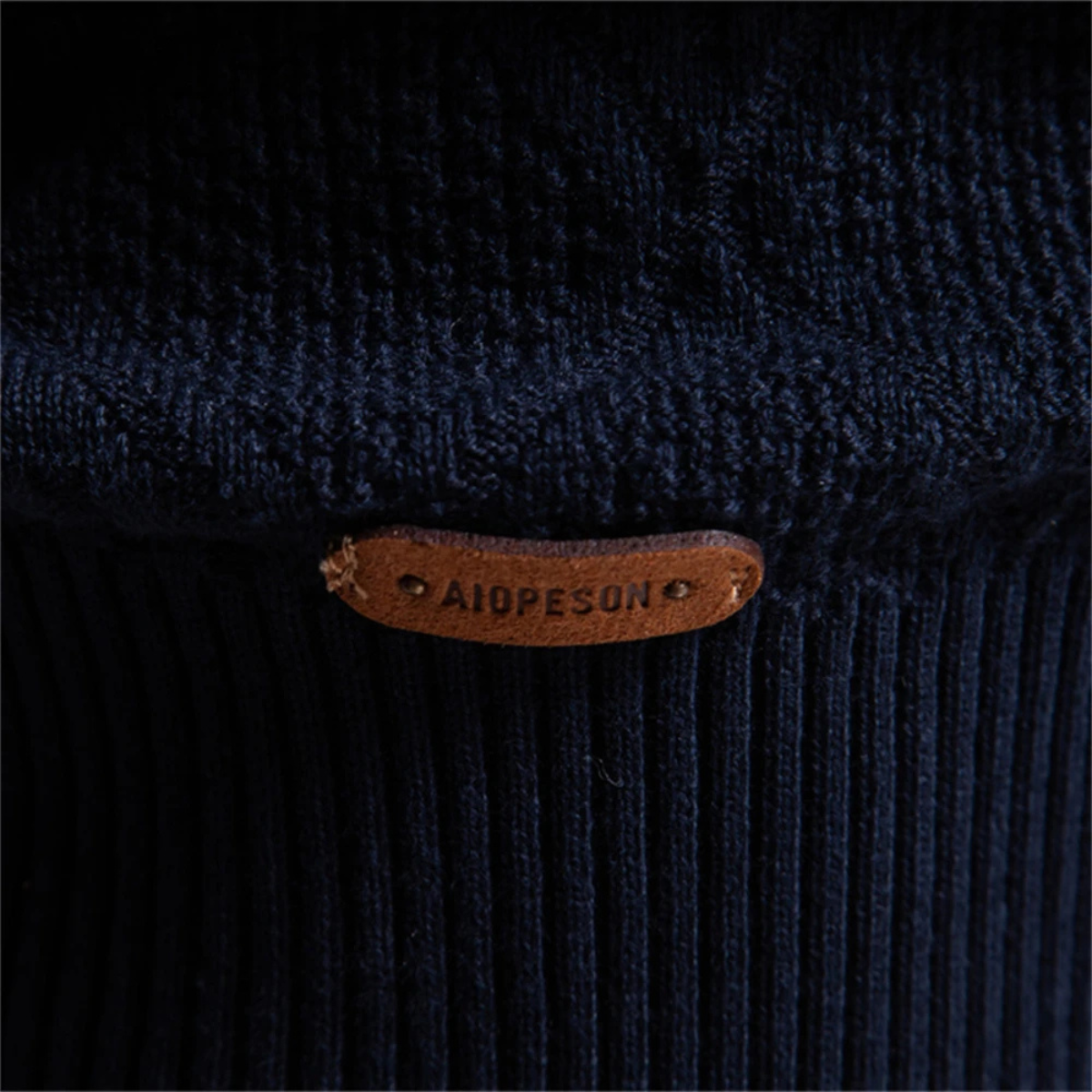 Men's Diamond Pattern Knit Polo Sweater