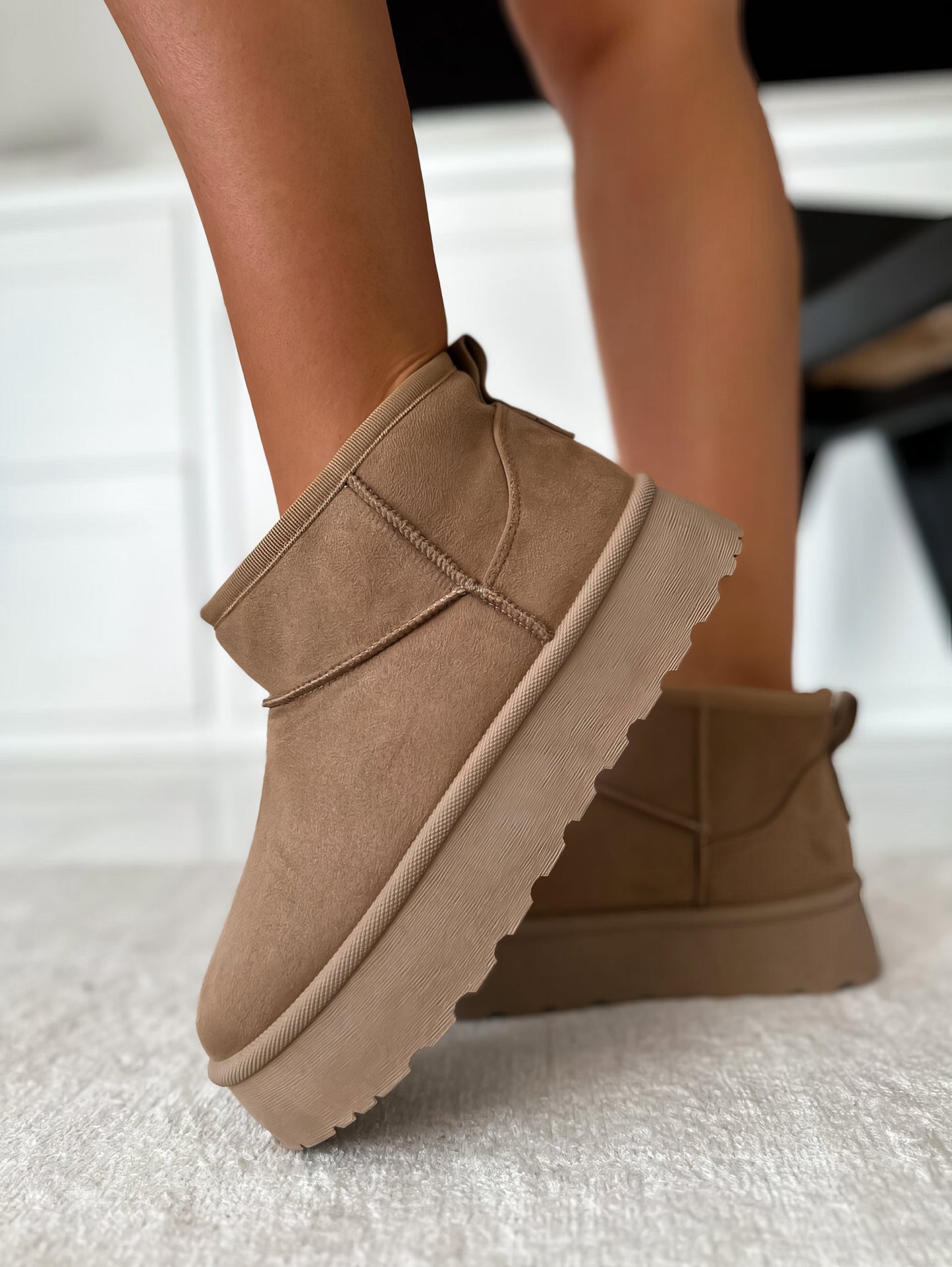 Women's Pull-On Platform Boots