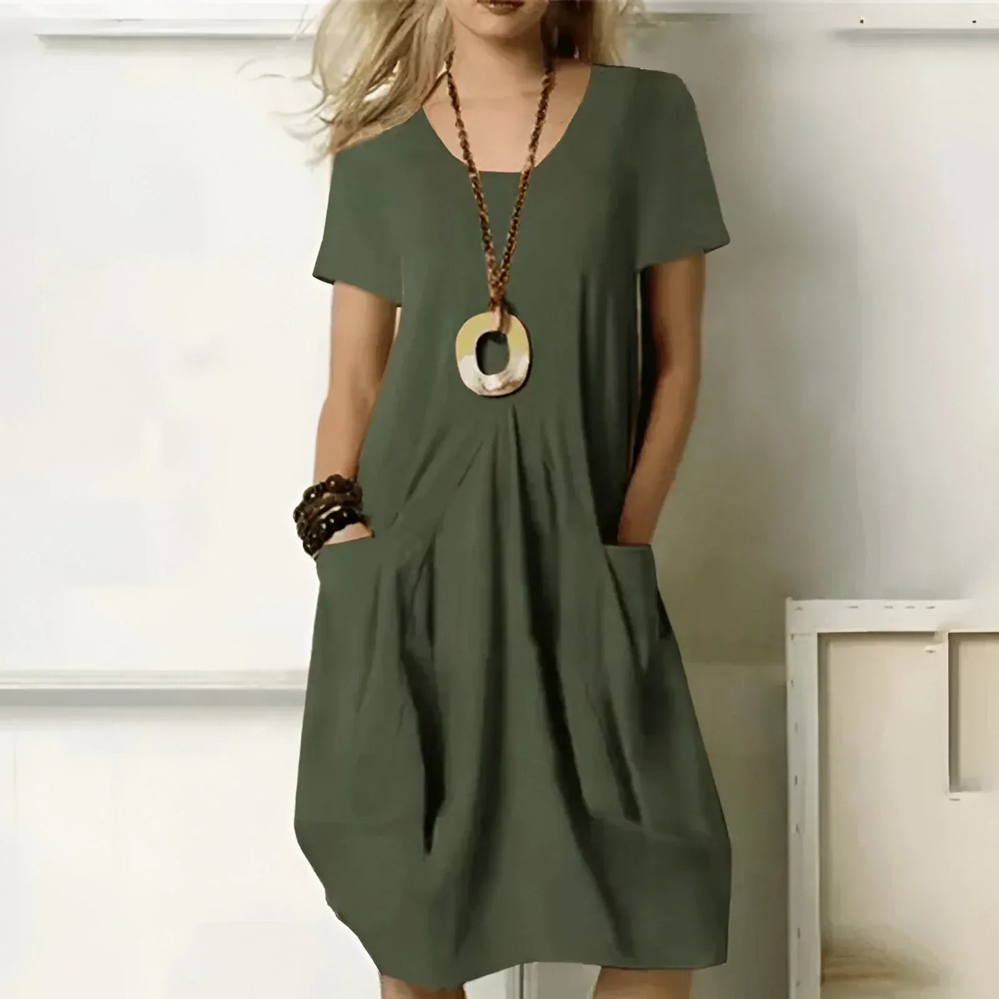 Women's Elegant Midi Dress - VibreMode