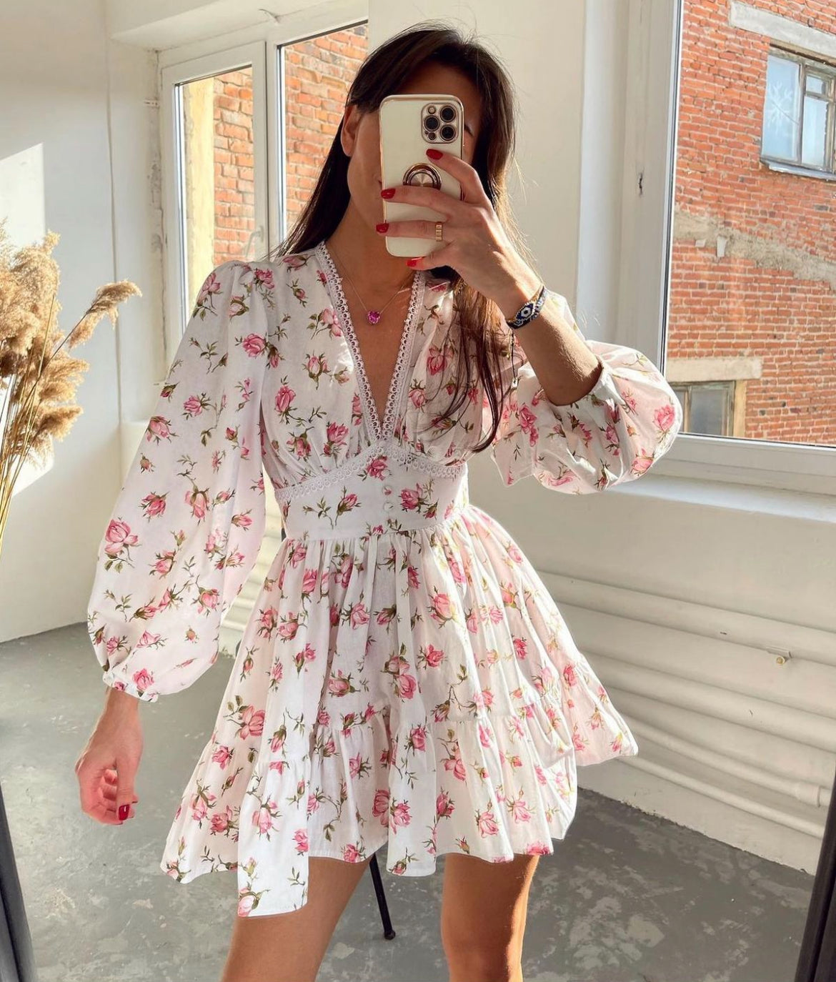 Chic Ladies Floral Sundress - VibreMode