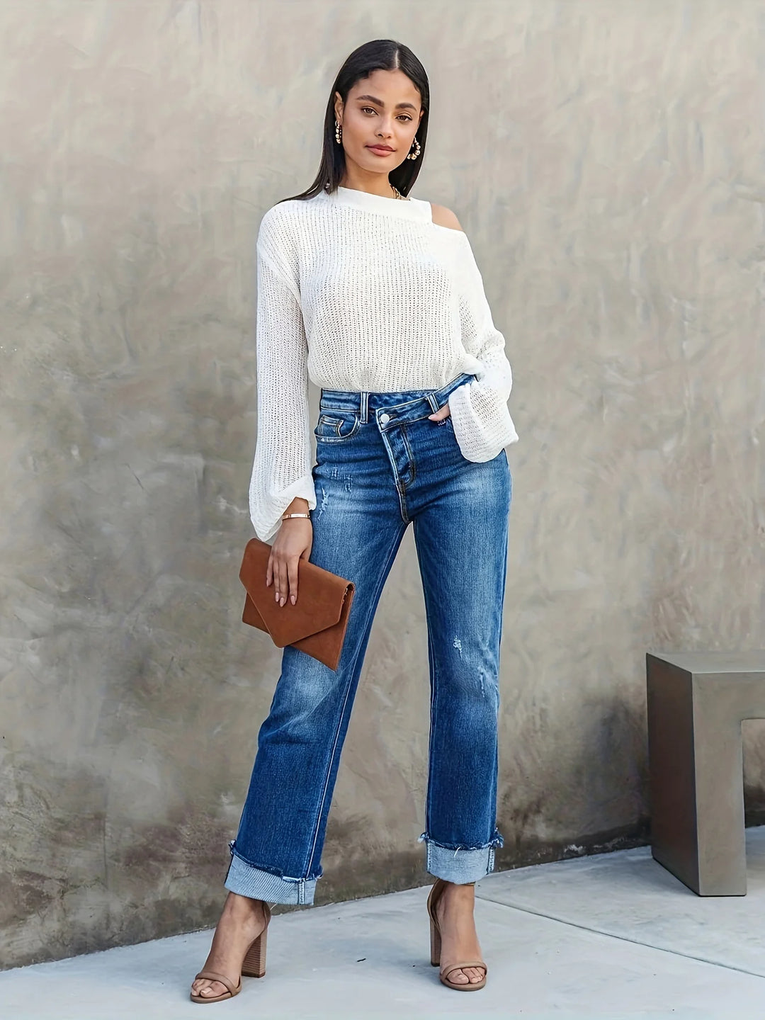 Women's Straight Leg Asymmetric Jeans - VibreMode