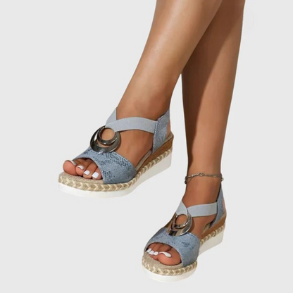 Comfortable Women's Supportive Buckle Sandals