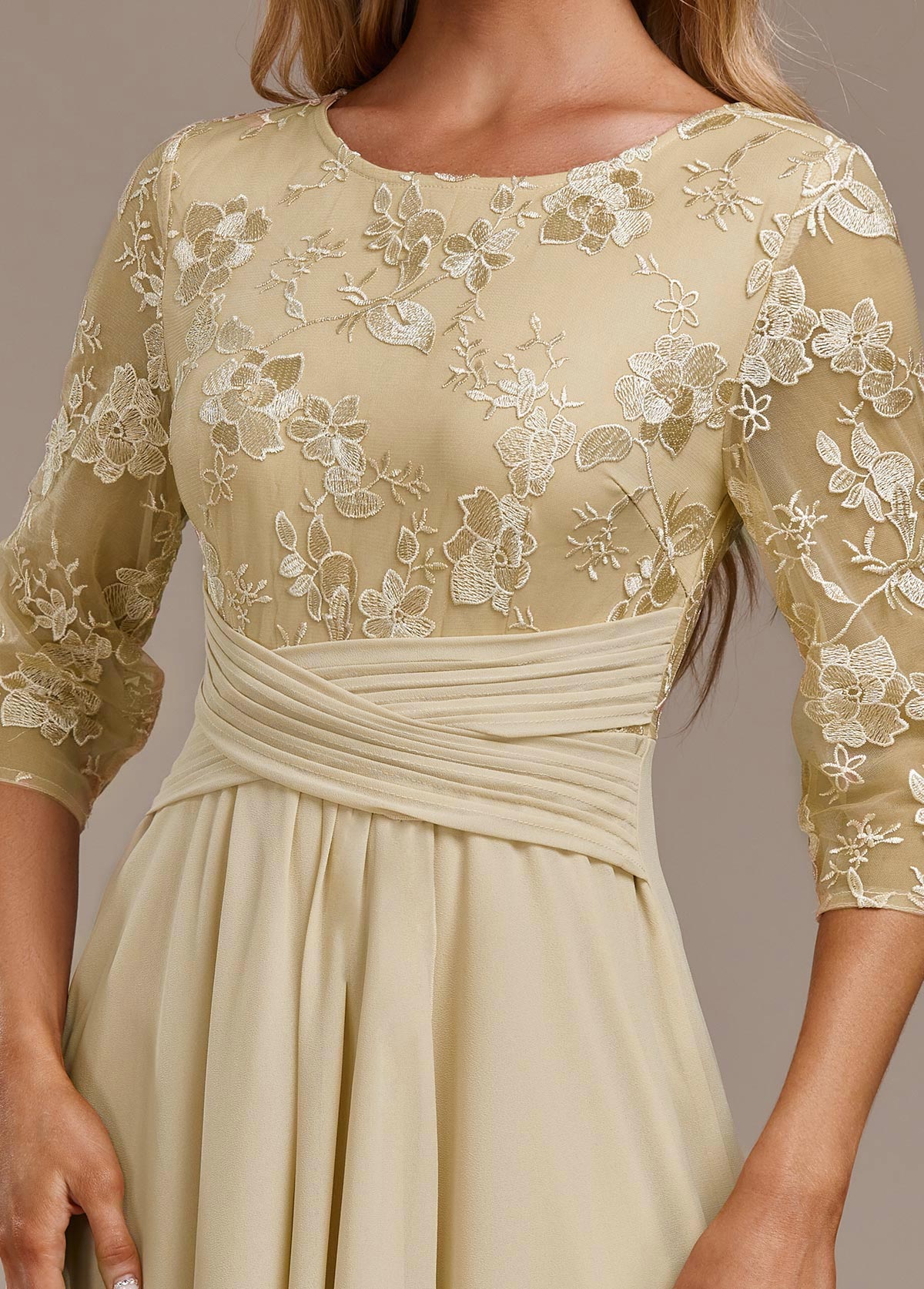 Women's Floral Round Neck Dress Champagne 3/4 Sleeve