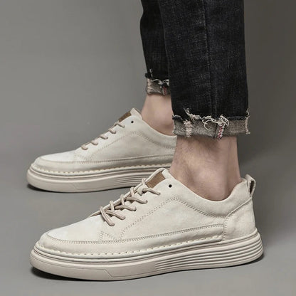 Men's Casual Lace-Up Sneakers Contrast Sole Black