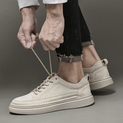 Men's Casual Lace-Up Sneakers Contrast Sole Black