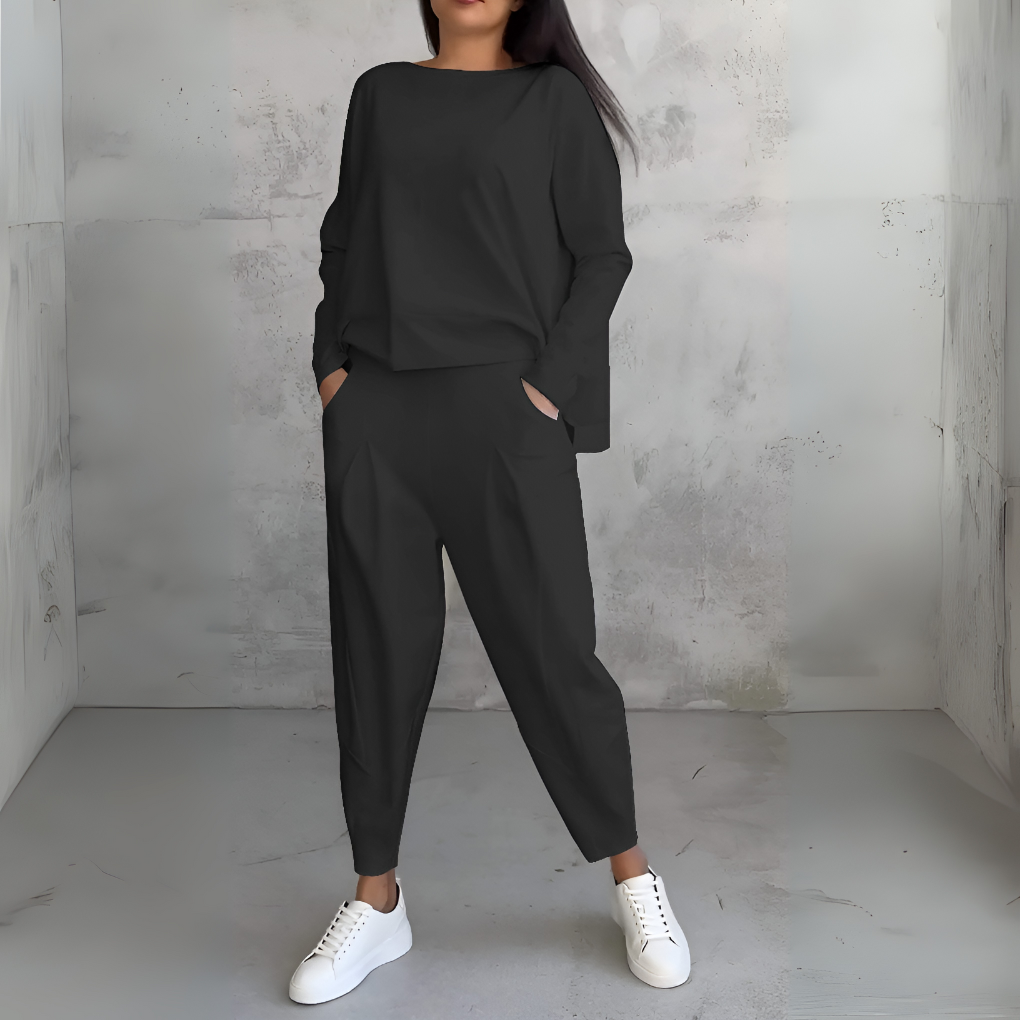 Women's Two Piece Leisure Suit Round Neck Long Sleeves